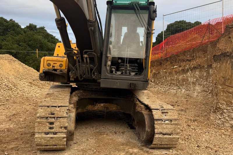 OmecoHub - Immagine VOLVO EC235CNL